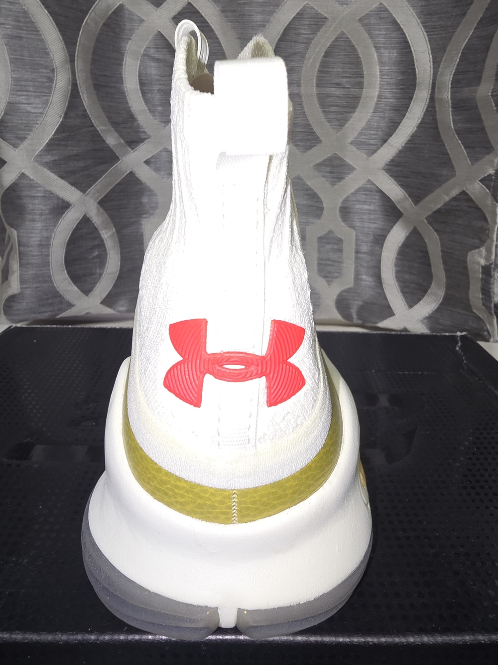Curry 4 Retro - Picture 12 of 16